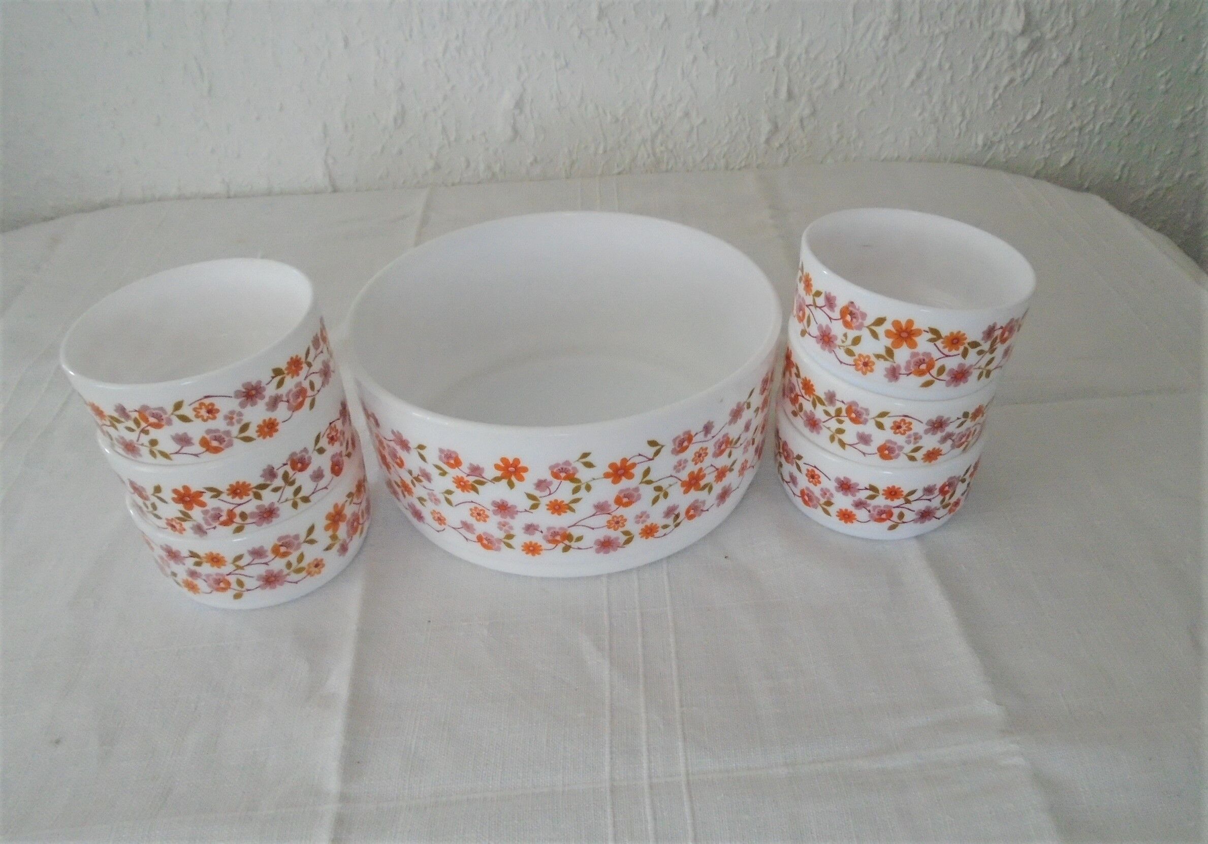 Saladier - t 6 cups scania orange flowers vintage arcopal
