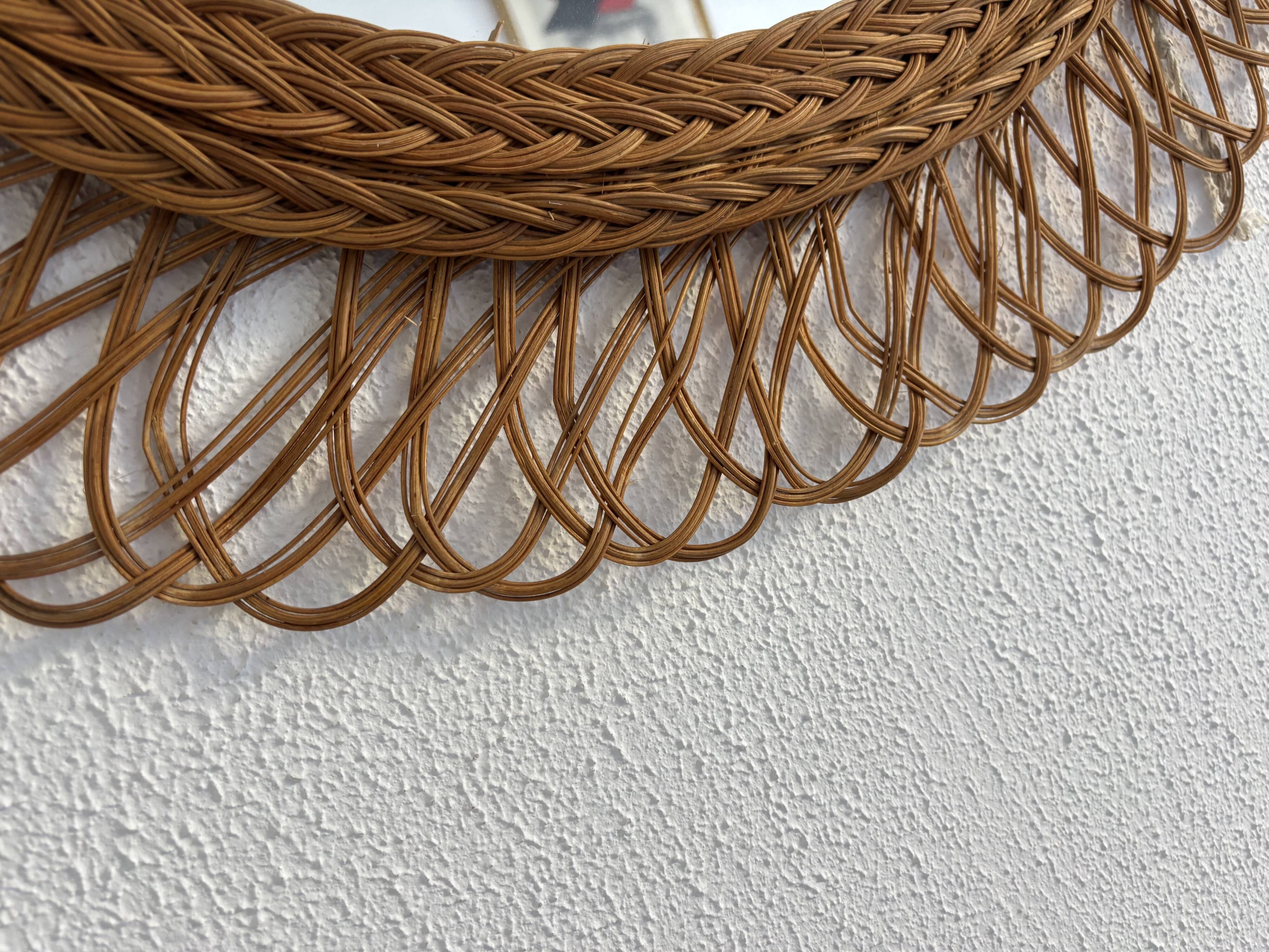 Vintage 1960 sun flower rattan wicker mirror - 68 x 58 cm