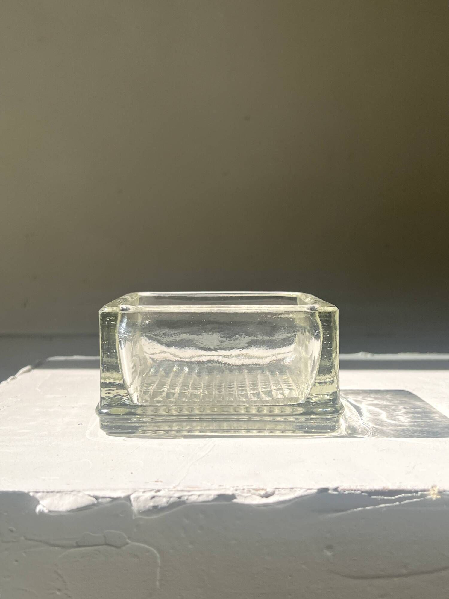 Ashtray catch-all Nevada in tempered glass attributed to Corbusier / Perriand