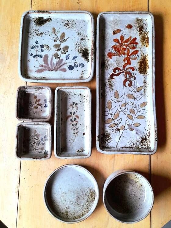 Set of stoneware dishes by Chantal and Thierry Robert