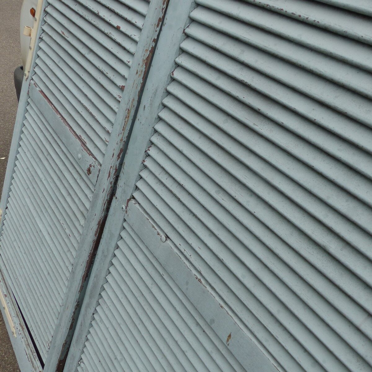 suite of 4 shutters wooden dim L 300 cm x H 228 cm