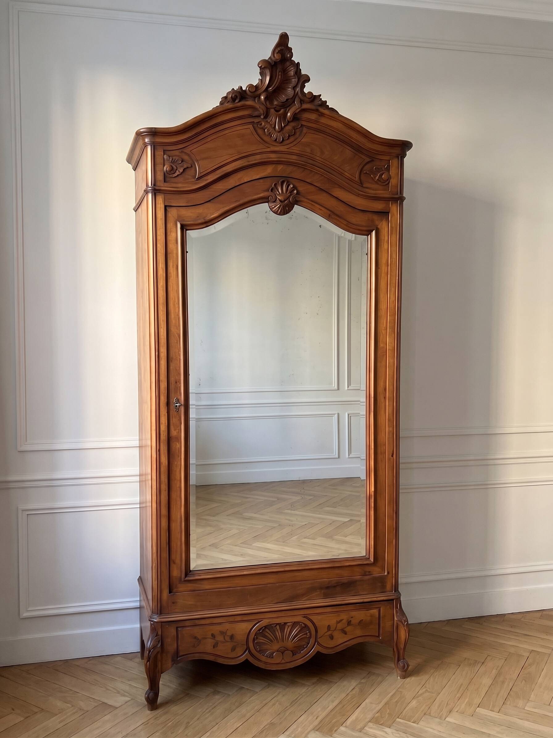Armoire