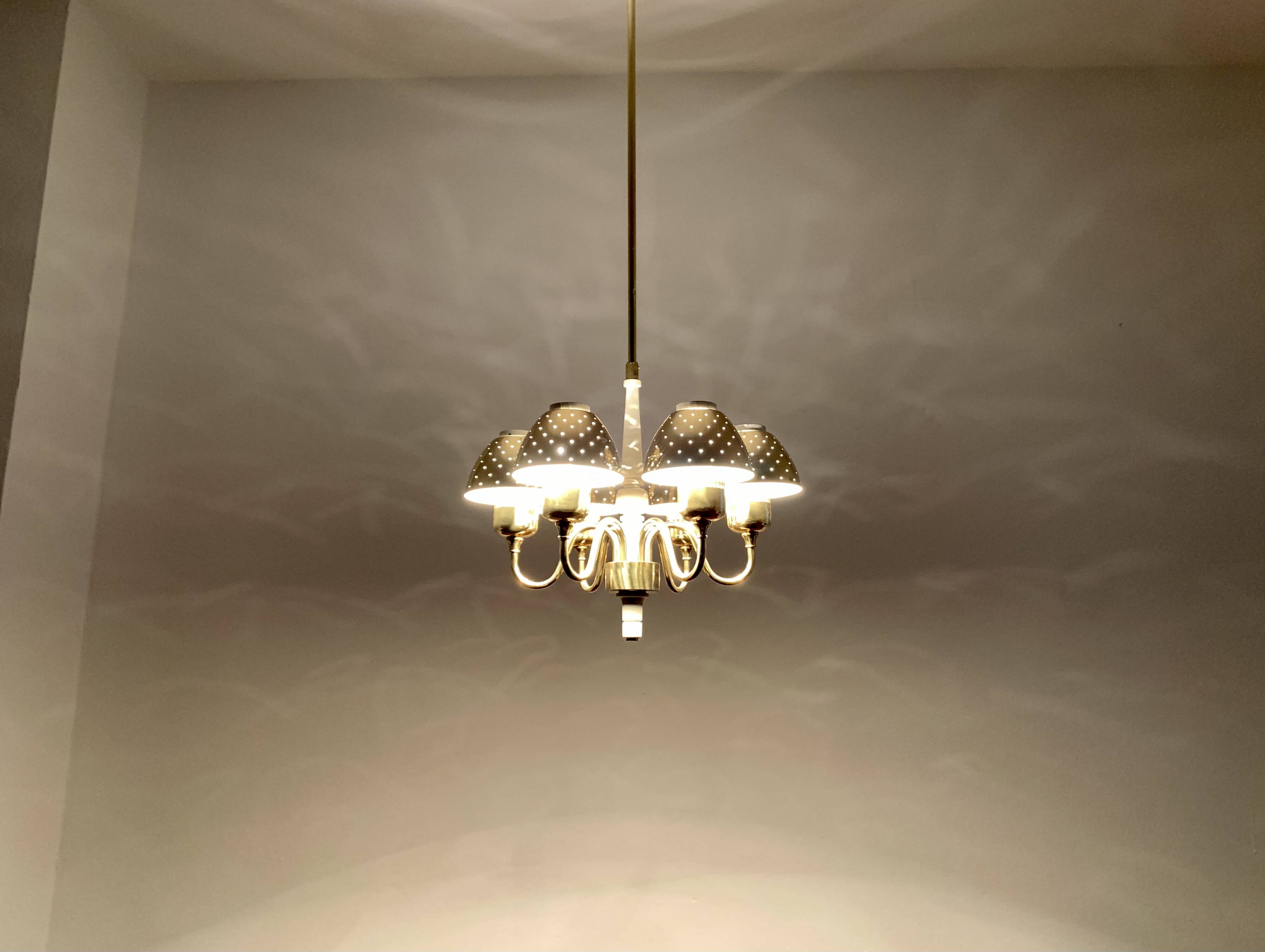 Chandelier en laiton par Hans Agne Jakobsson