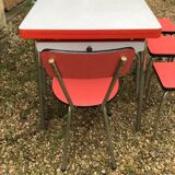 Set Table & Chairs & Kitchen Stools in Formica