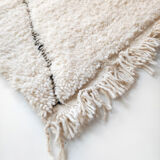 Moroccan Berber carpet Beni ouarain ecru with black diamonds engraved 295x198cm