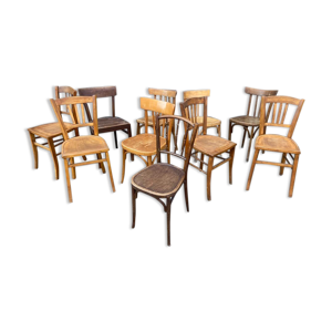 lot de 10 chaises bistrot bois courbé dépareillées des années 1950-60