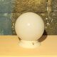 Applique ou plafonnier globe en opaline vintage