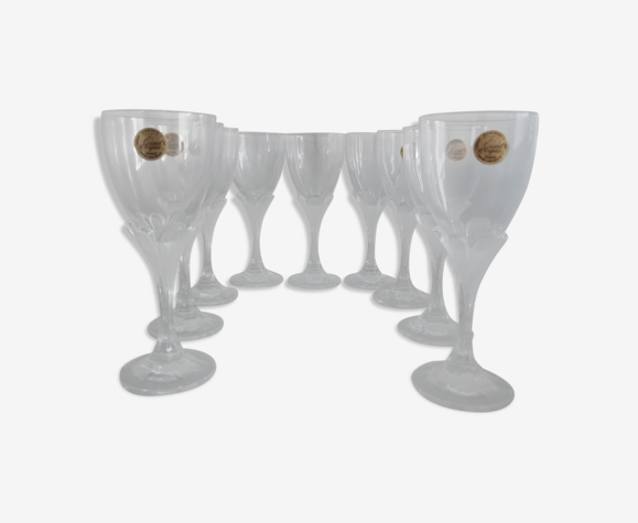 Set de 9 verres sur pieds crystal d'arques Granville