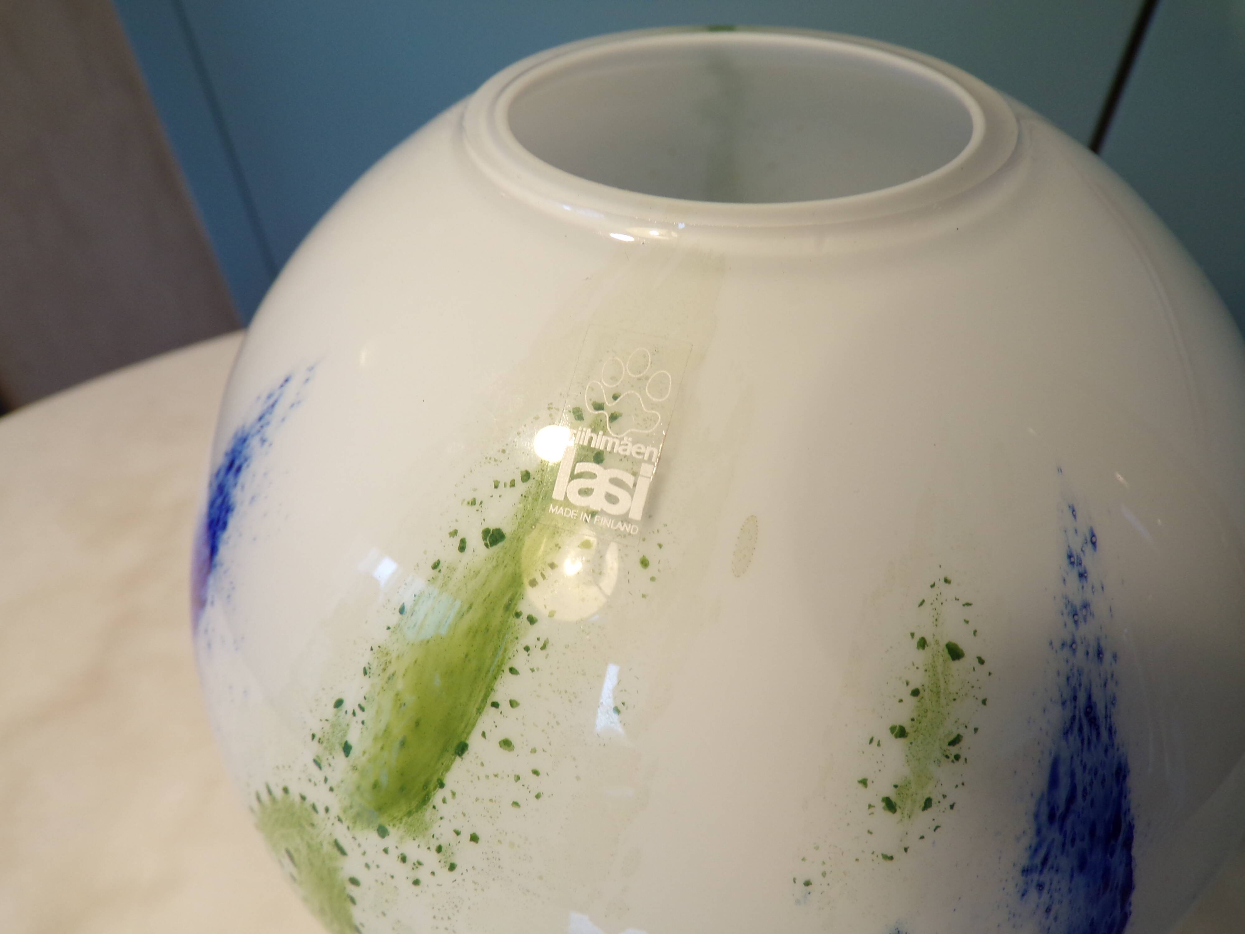 Vase koralli design tamara aladin for riihimäen lasi-riihimaki (finland)