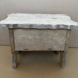 Tabouret coffre ancien