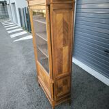 Vitrine de style Louis XVI