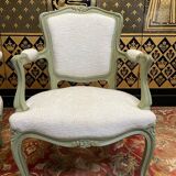 Paire de fauteuils Louis XV restaurés