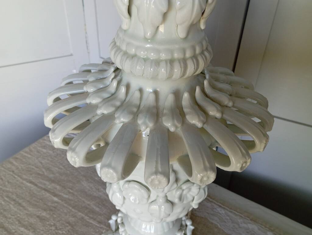 Ceramic lamp base from Manises