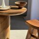 Side table in solid suar with a circular top, column base H51.5 D50.