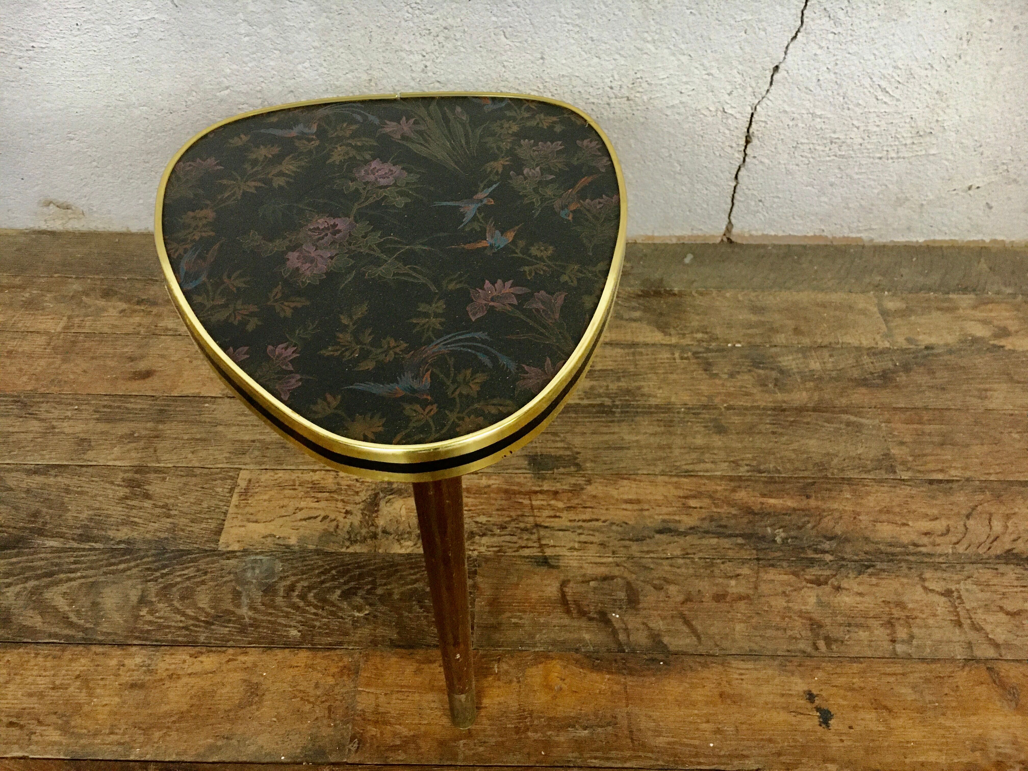 Small triangular table coffee table birds vintage flowers tripod door plant midcentury 1950