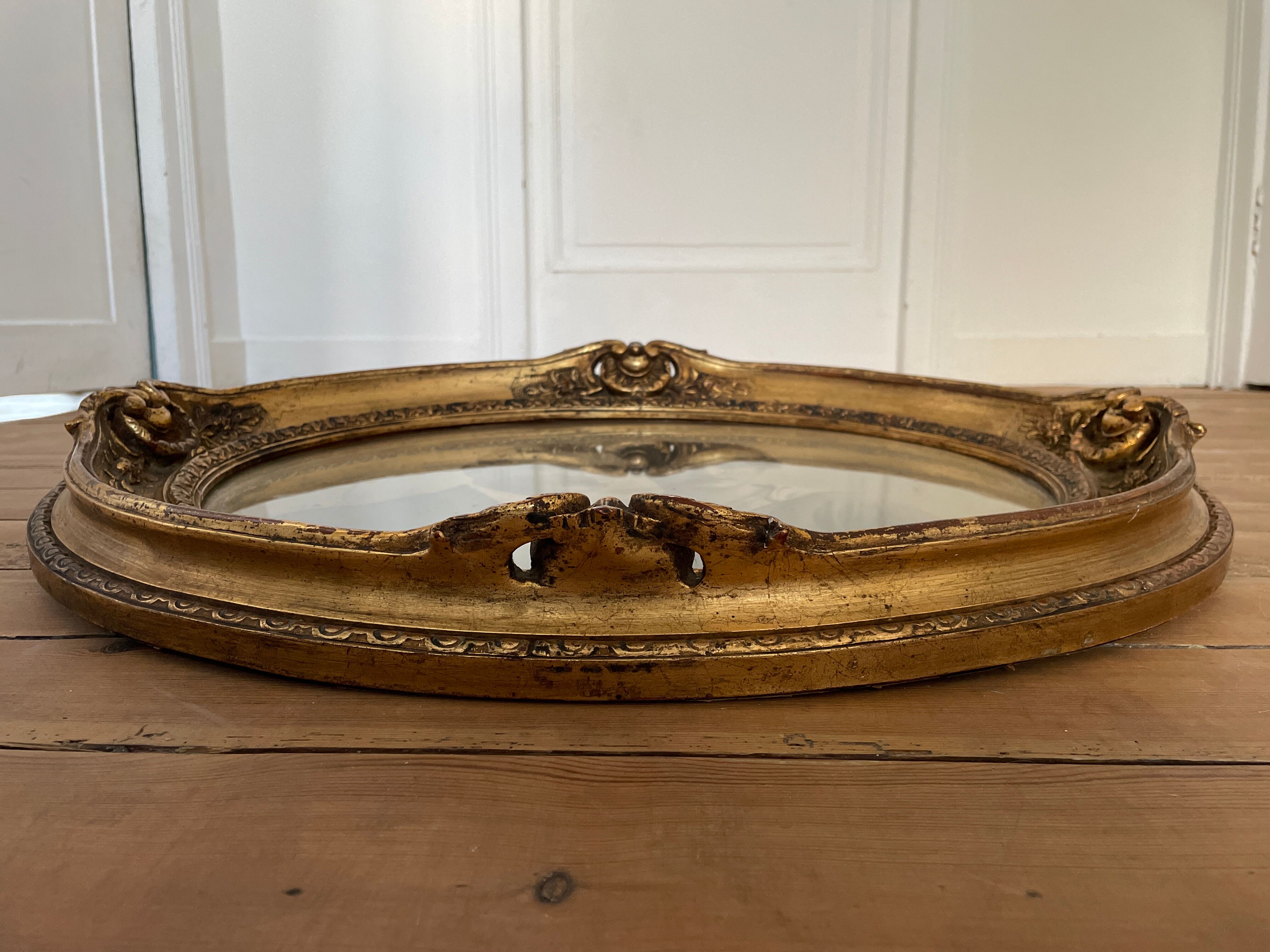 Oval frame portrait of a 19th century couple