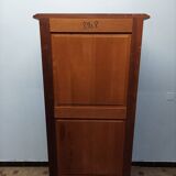 Wooden chest of drawers with 7 drawers
