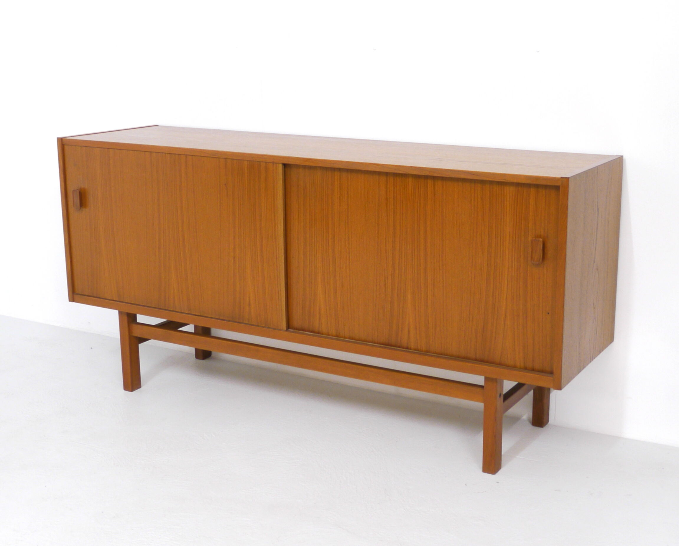 Sideboard Nils Jonsson for Troeds