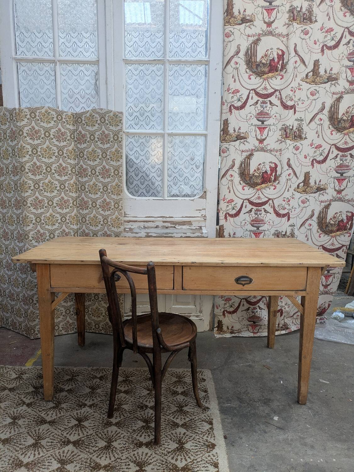Farmhouse table