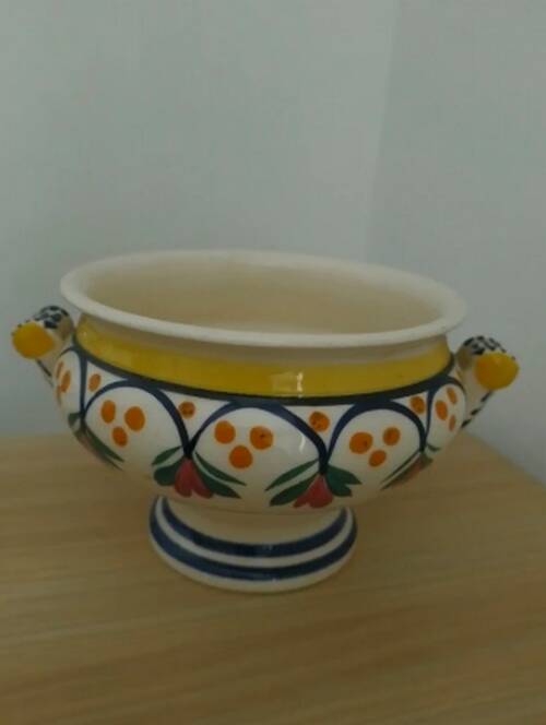 Vintage HB Quimper candy box