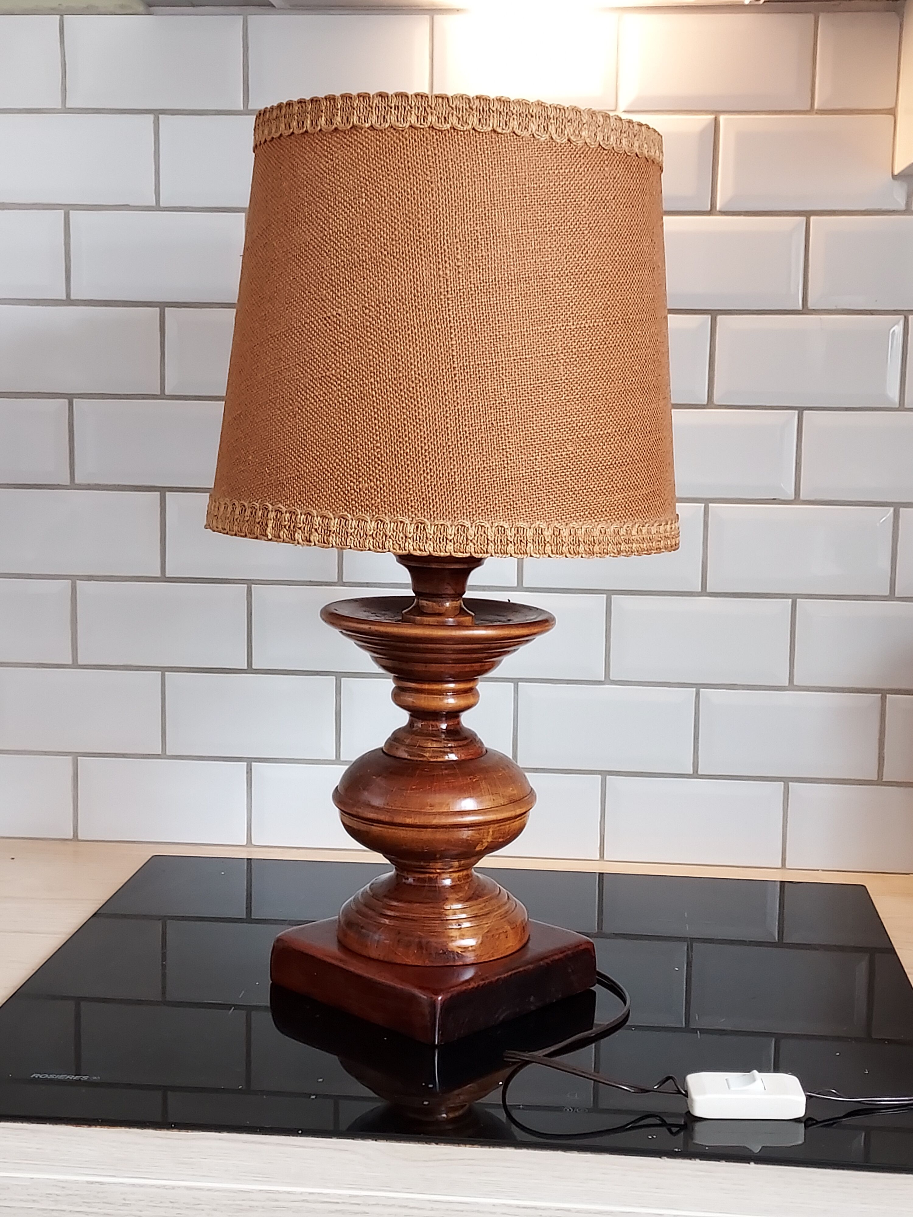 Lampe bois style arts and crafts