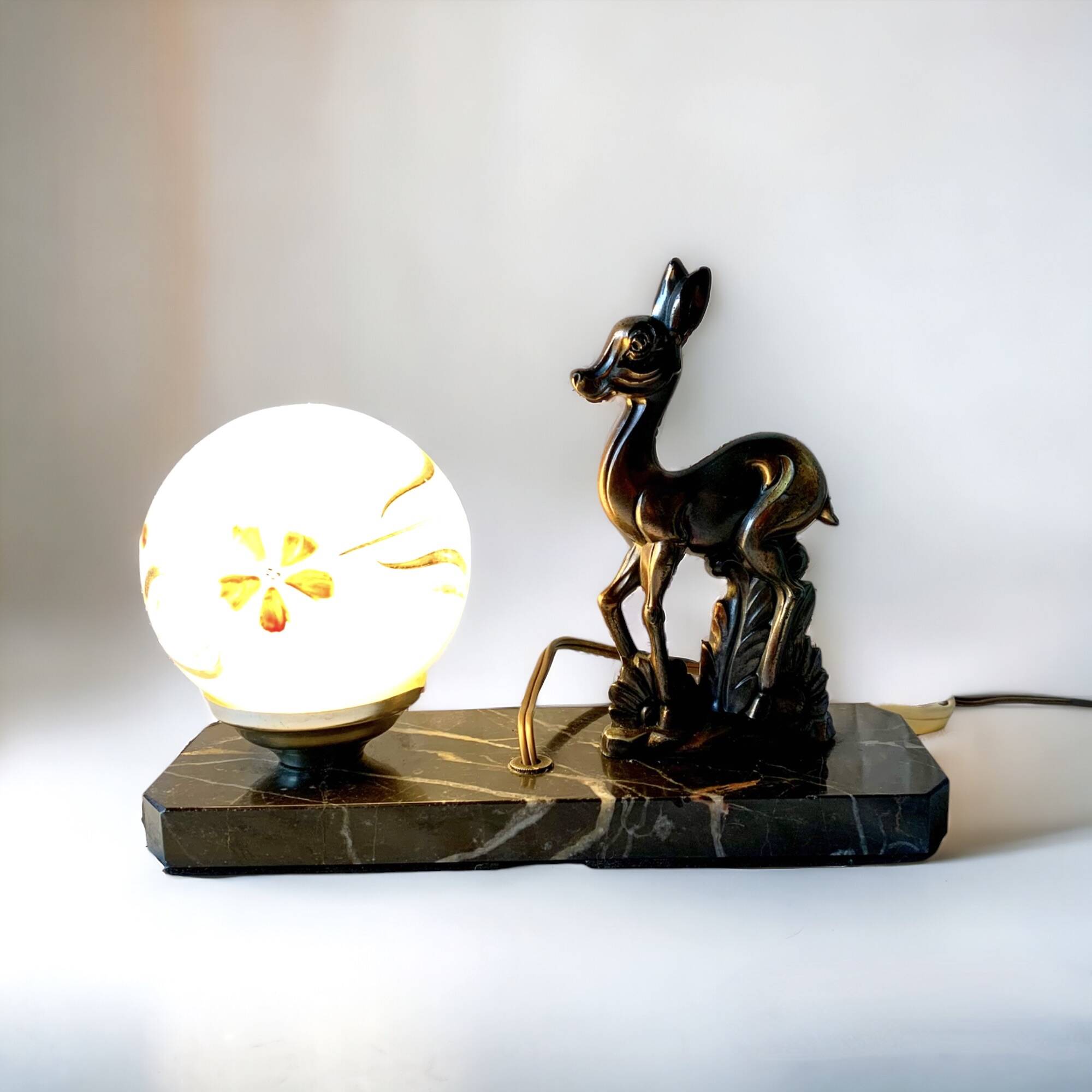 Art Deco bedside lamp - Globe and fawn on marble base