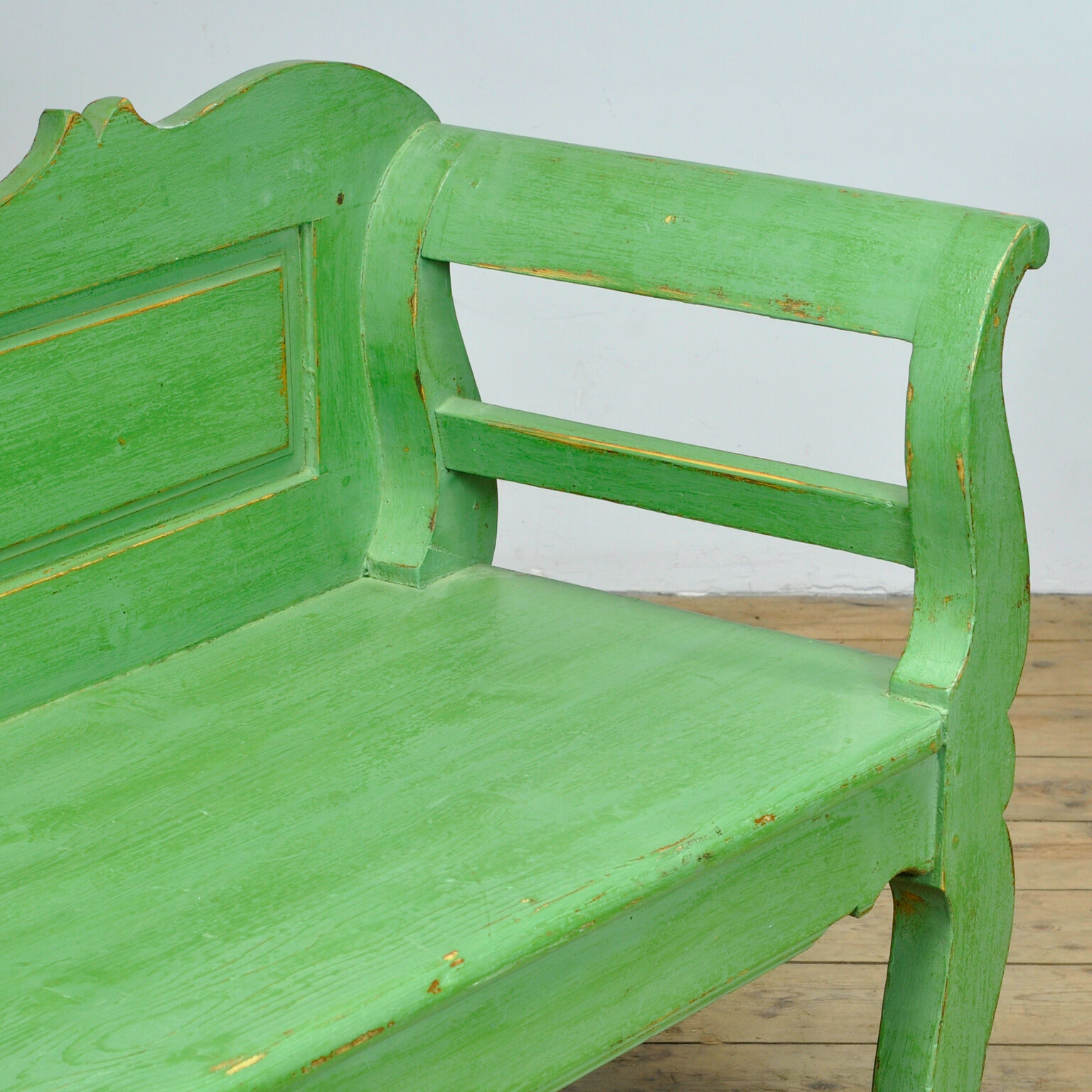 Antique pine bench, 1920s