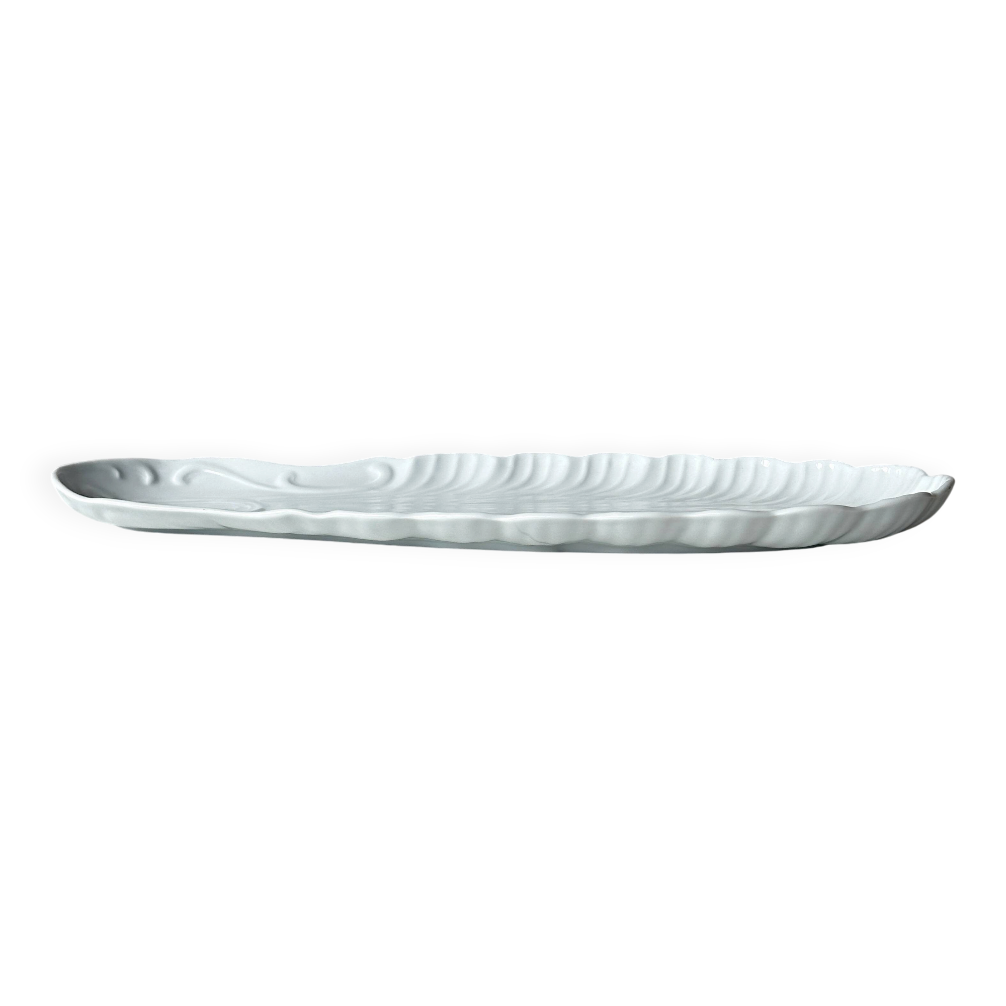 Large fish platter in white porcelain