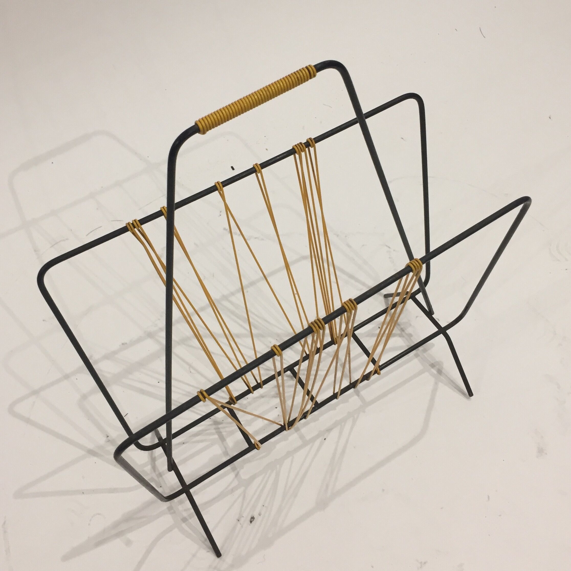 Porte revue scoubidou