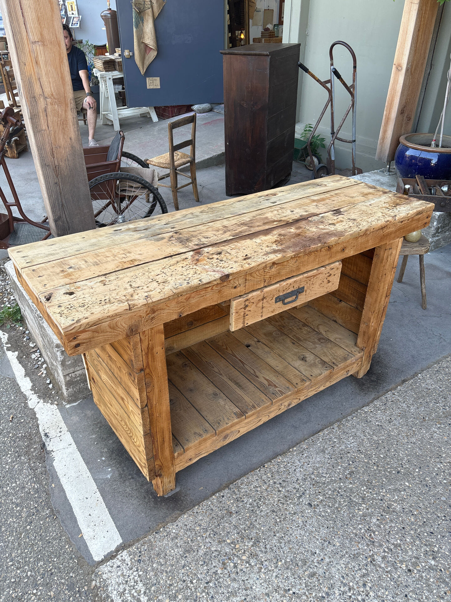 Établi comptoir en sapin