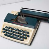 Little Europa Children's Typewriter