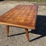 Farm table