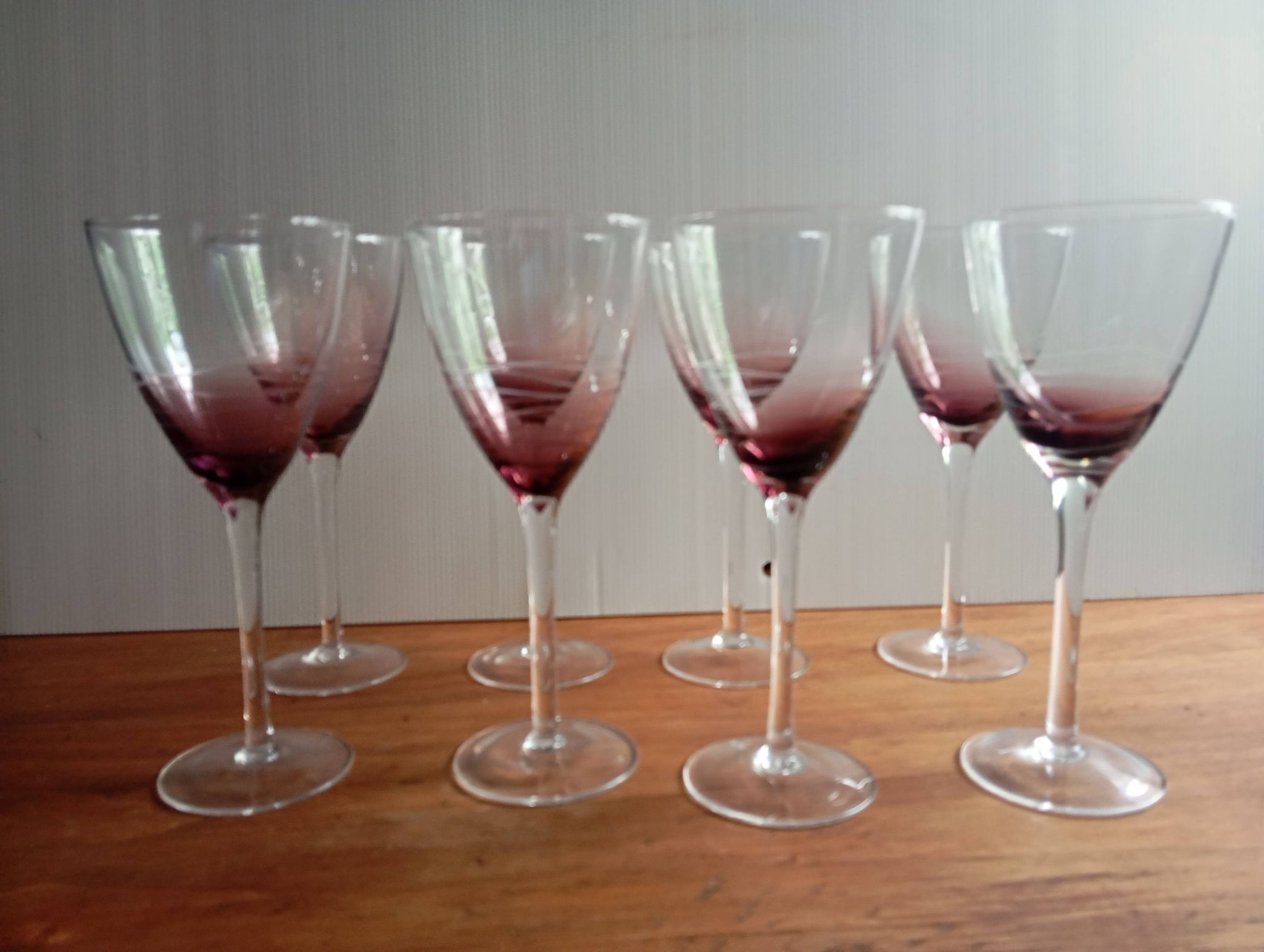 Serie de 8 verres a pieds vintage