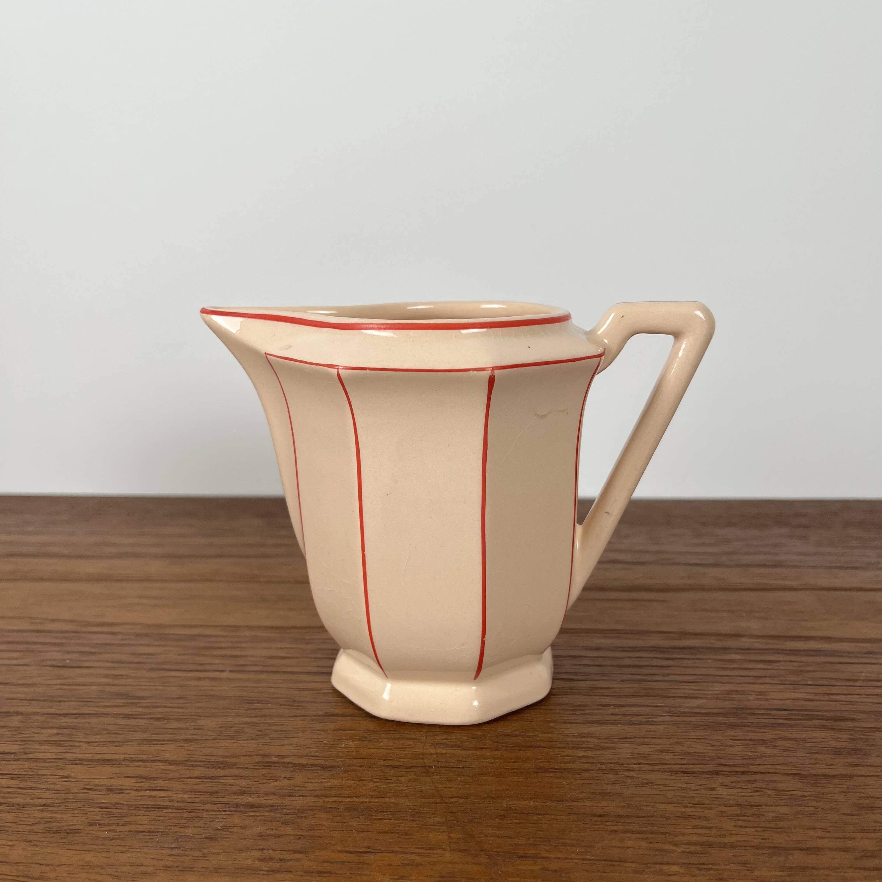 Digoin-Sarrguemines Art Deco pink and red coffee/tea set