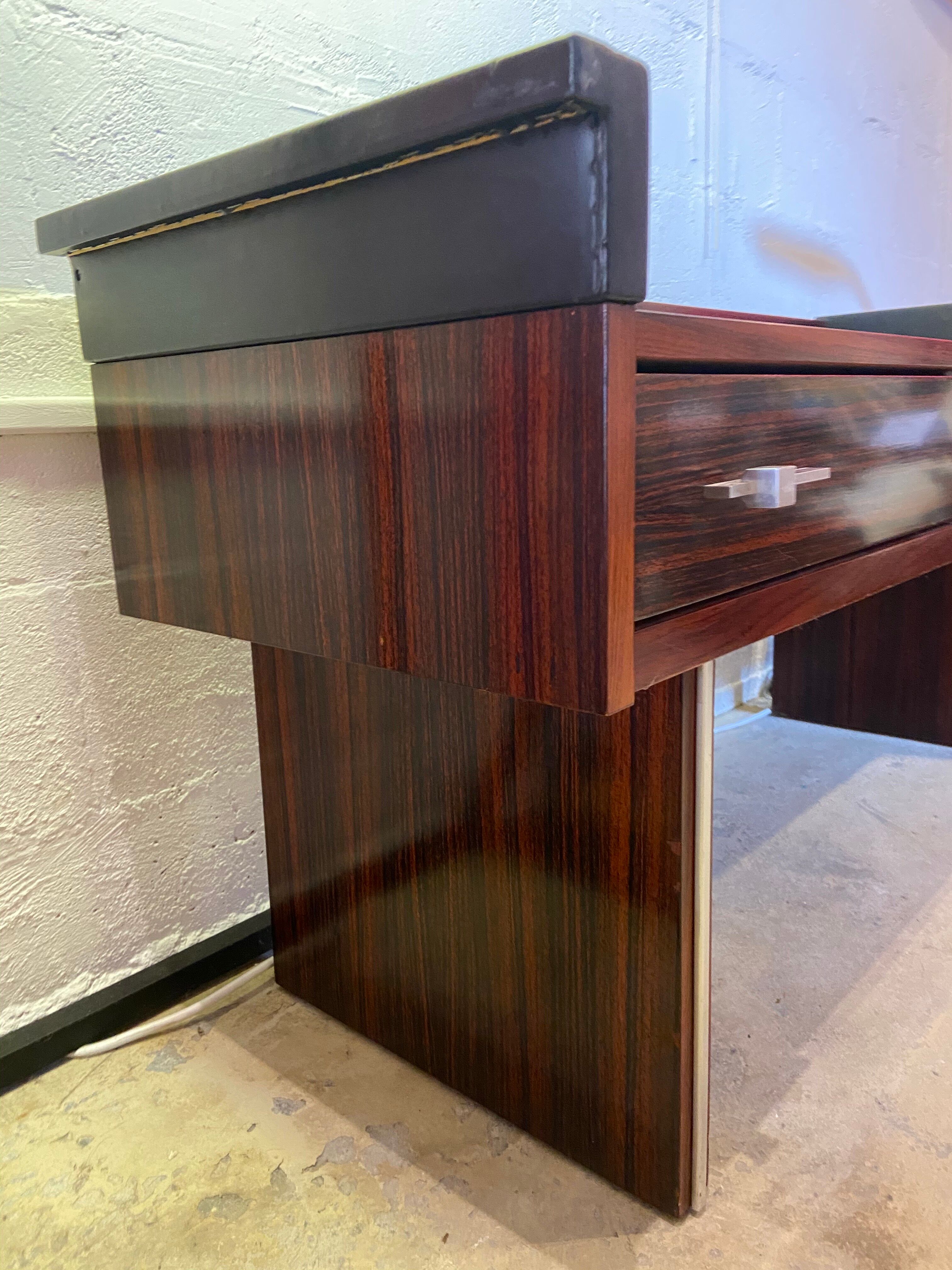 Console 1970 - Palissandre and stainless steel