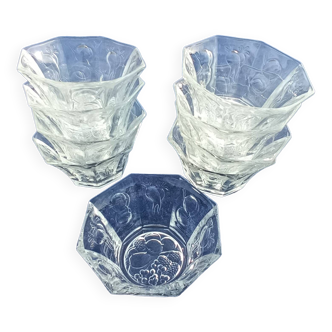 Octagonal cup in batch