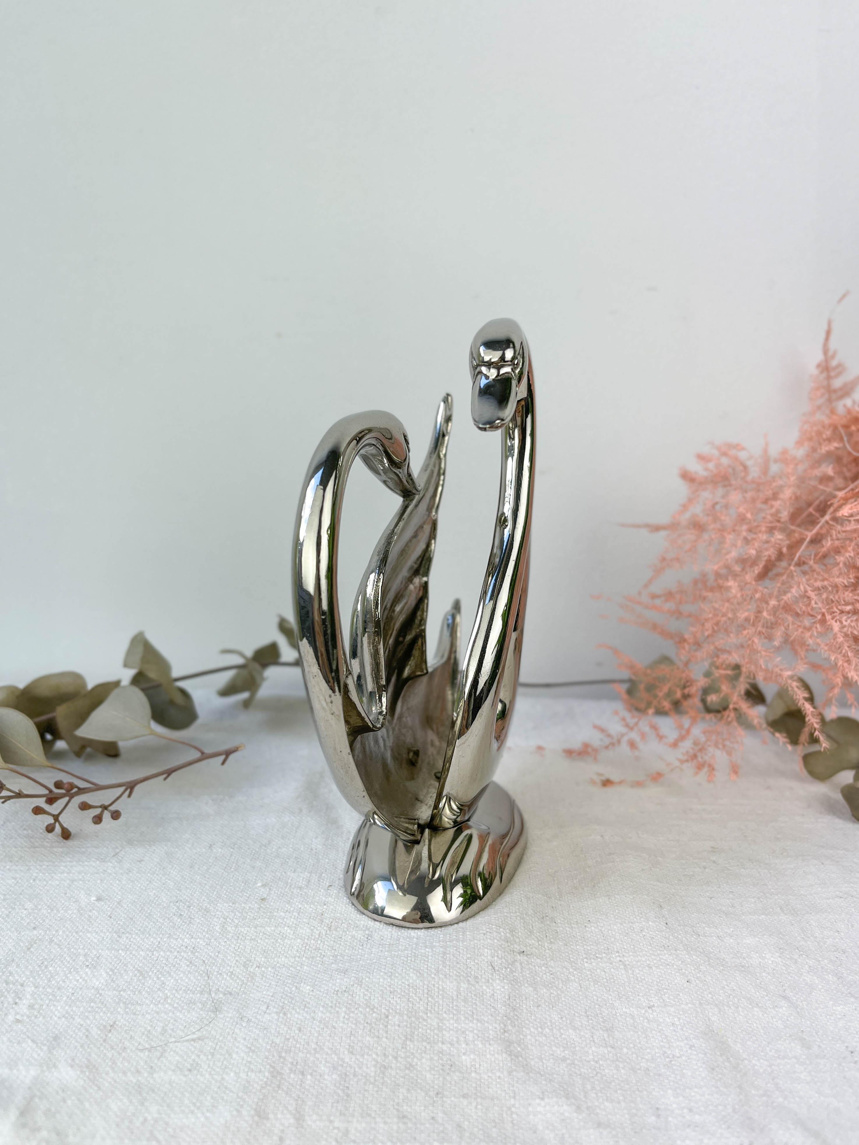 Tin mail holder couple of swans