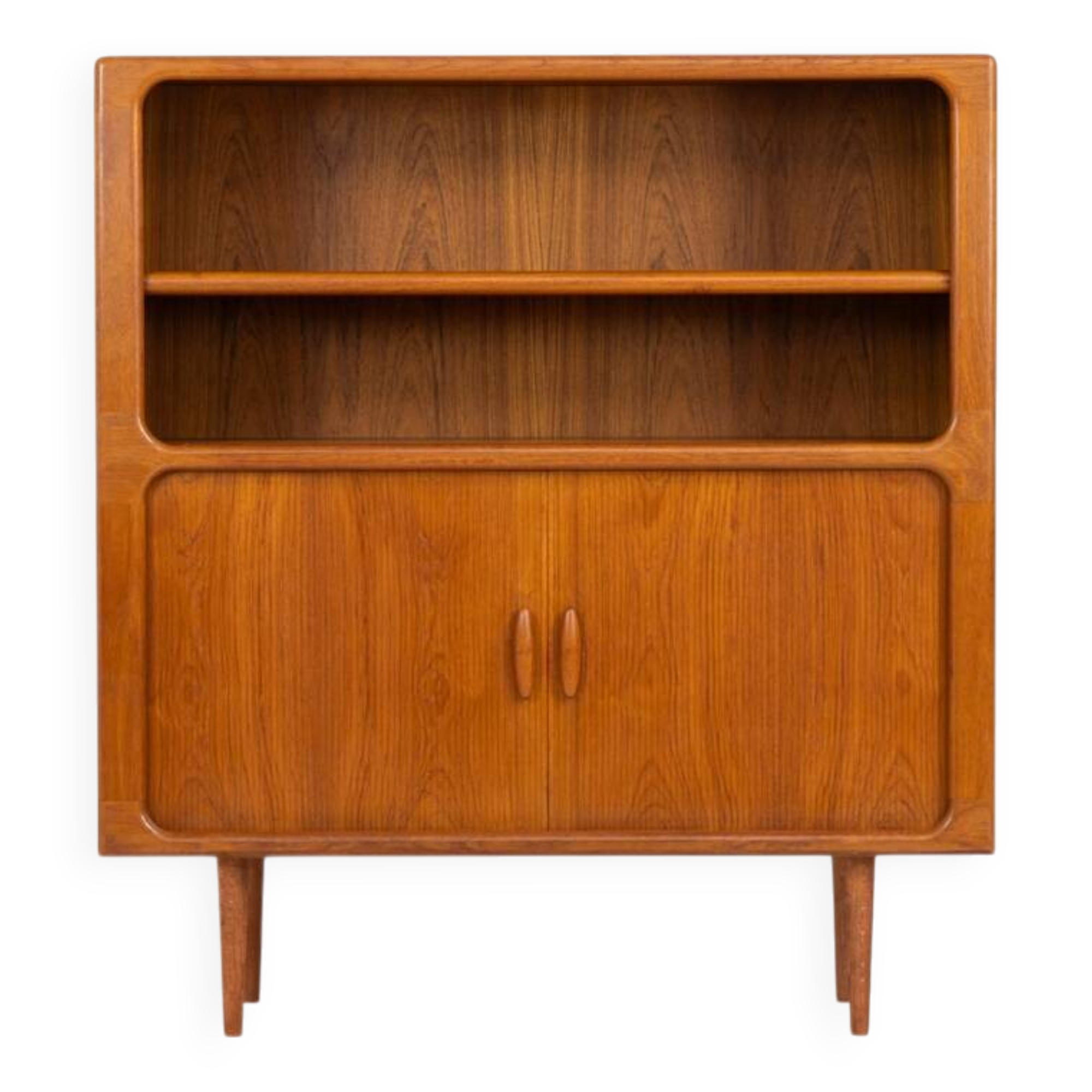 Bibliothèque en teck de Svend Dyrlund avec portes à tambour (Danemark, années 1960).