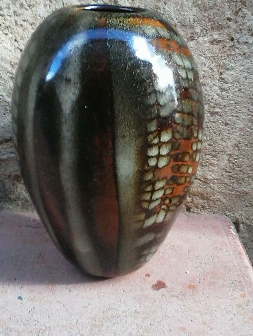 Ceramic vase by Didier Hoft