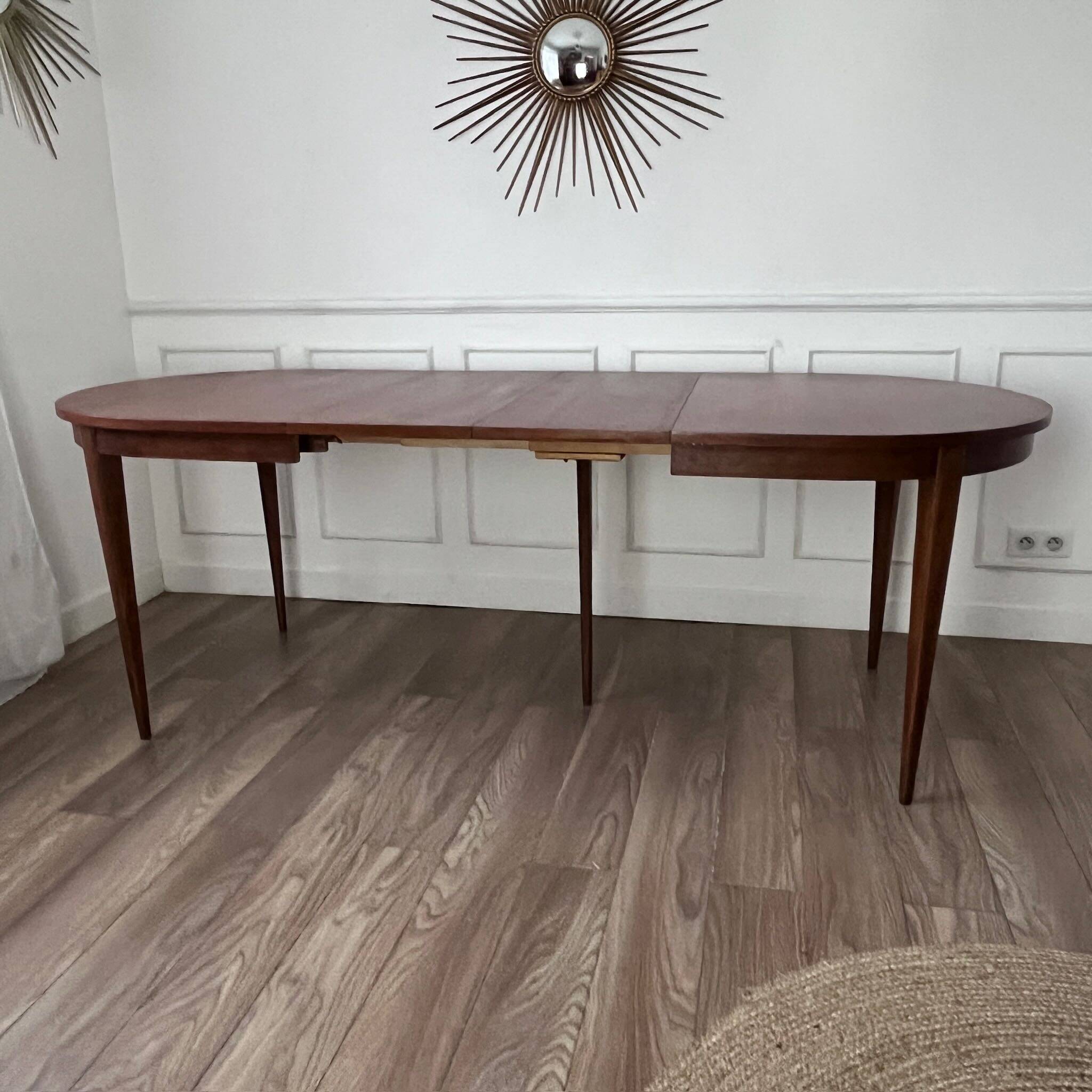Table en teck ovale vintage