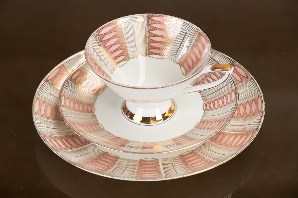 Cup and saucer set in bavaria 1950 porcelain