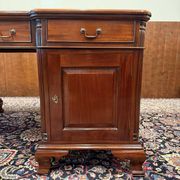 Classic English desk with green leather
