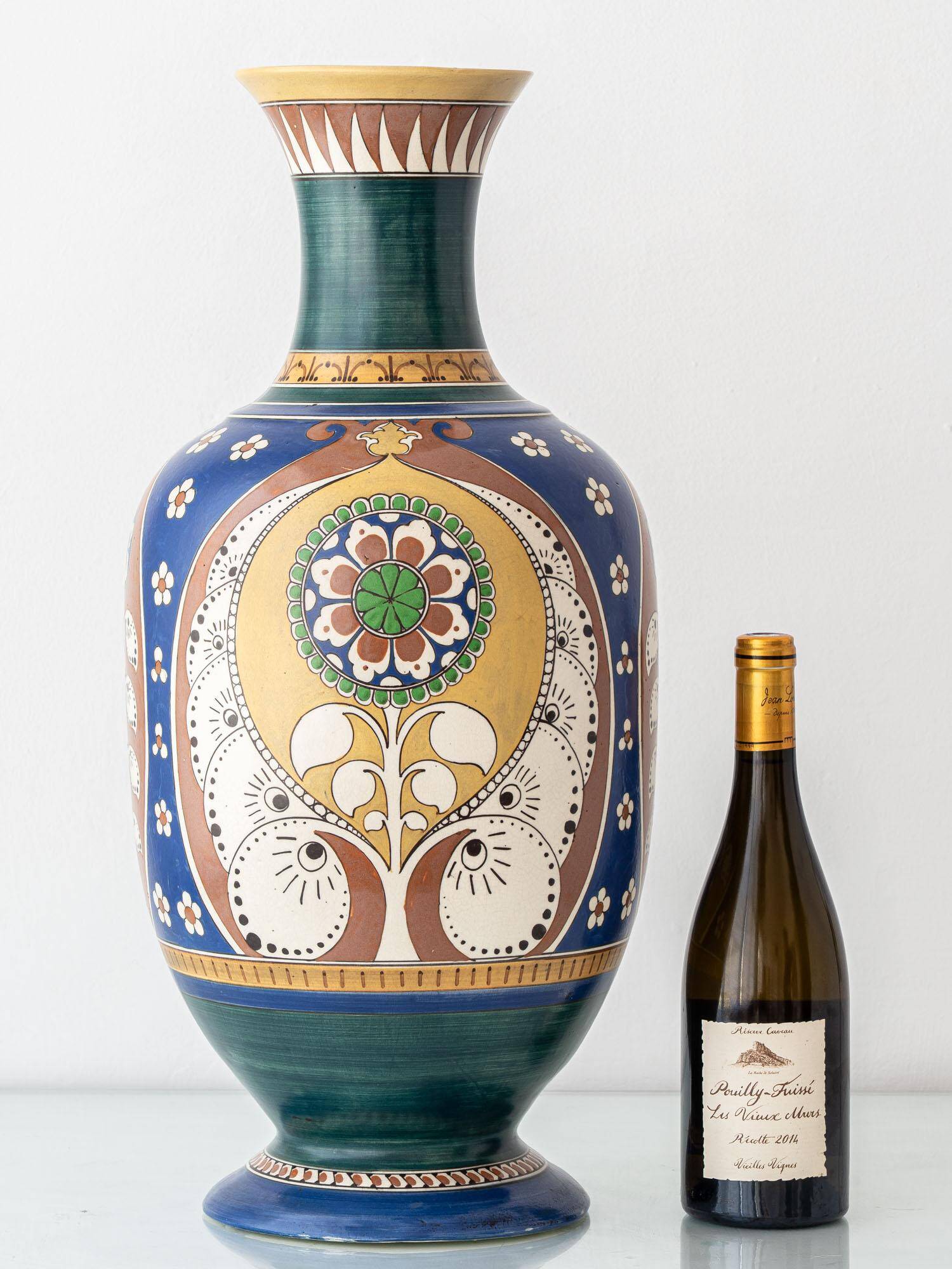 Monumental vase Lindus Art Nouveau–Art Deco, Arnhemsche Fayencefabriek, 1910s