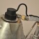Lampe articulée et pivotante industrielle