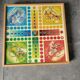 Jeu de petits chevaux