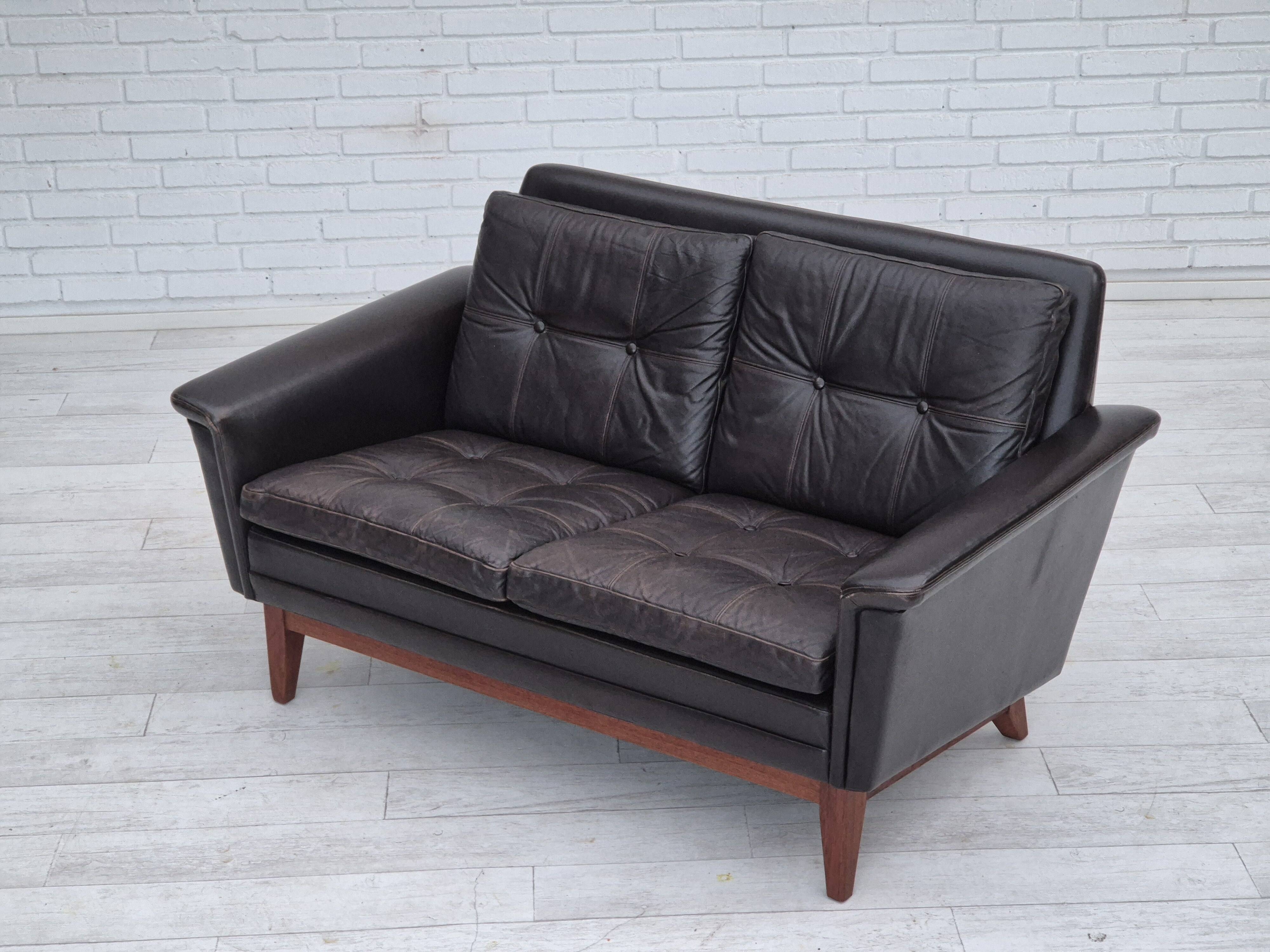 1970s, Danish 2 seater sofa, original condition, furniture leather, solid teak wood.