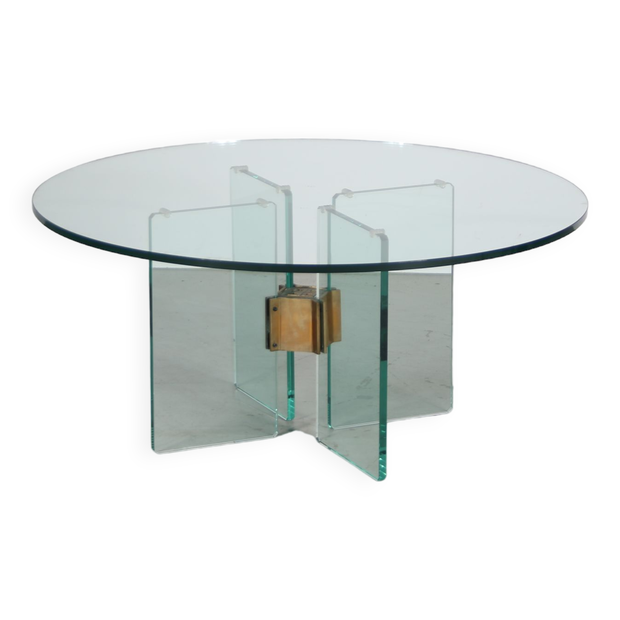 1970s Round coffee table by Peter Ghyczy from the Netherlands