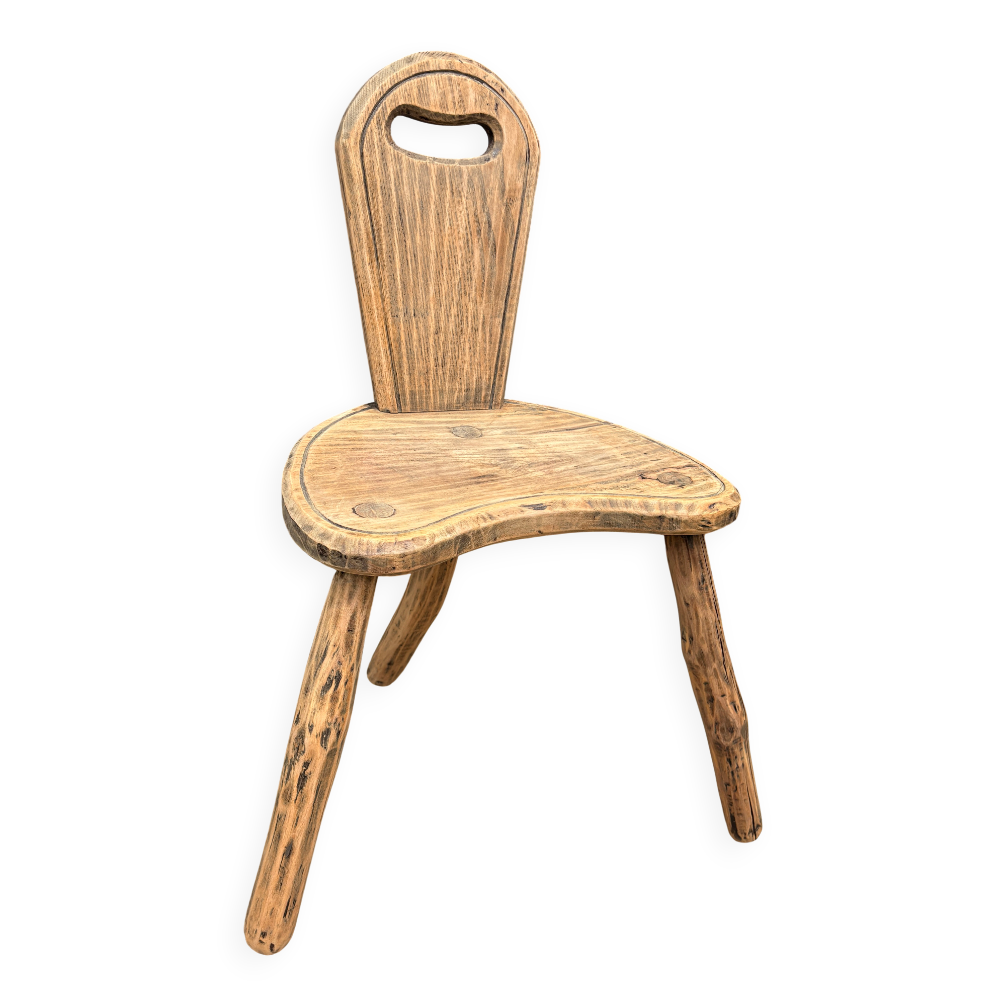 Chaise d’enfant rustique artisanale, tree trunk, esprit wabi-sabi