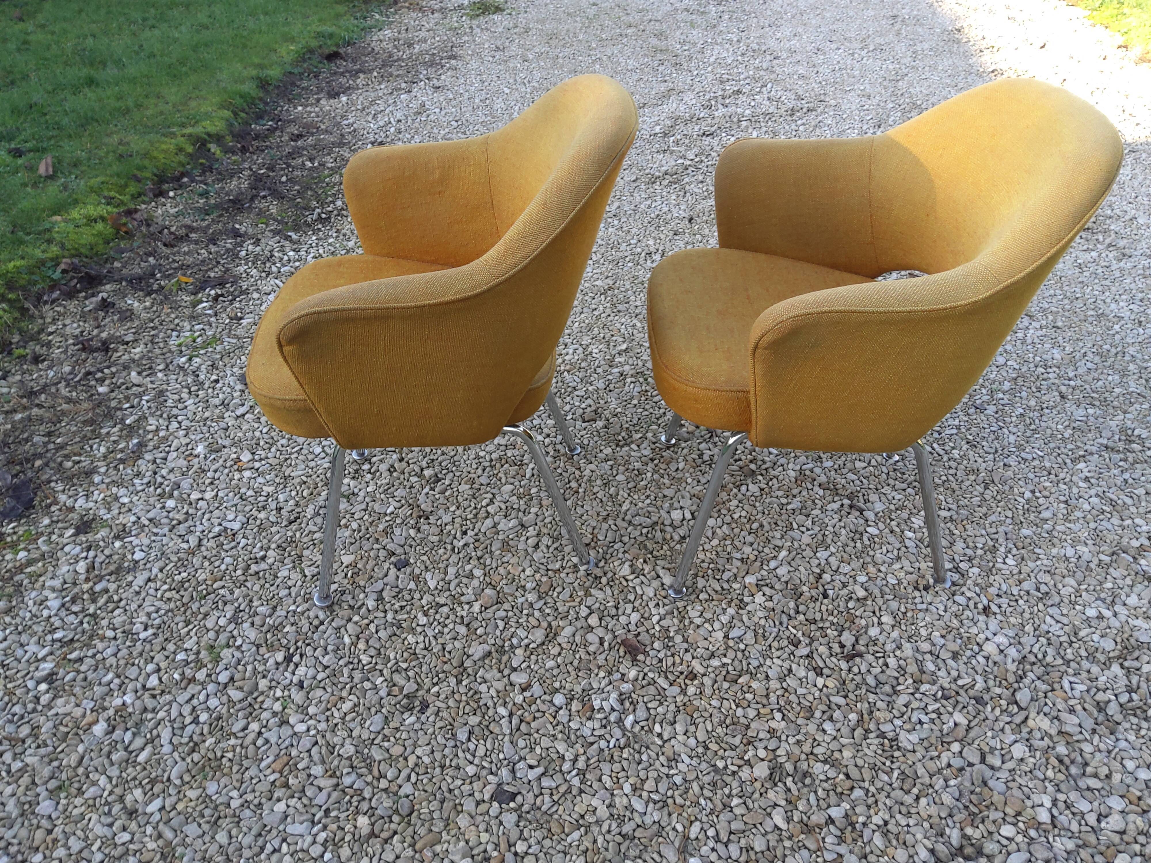 Conference chairs by Eero Saarinen from the 70s