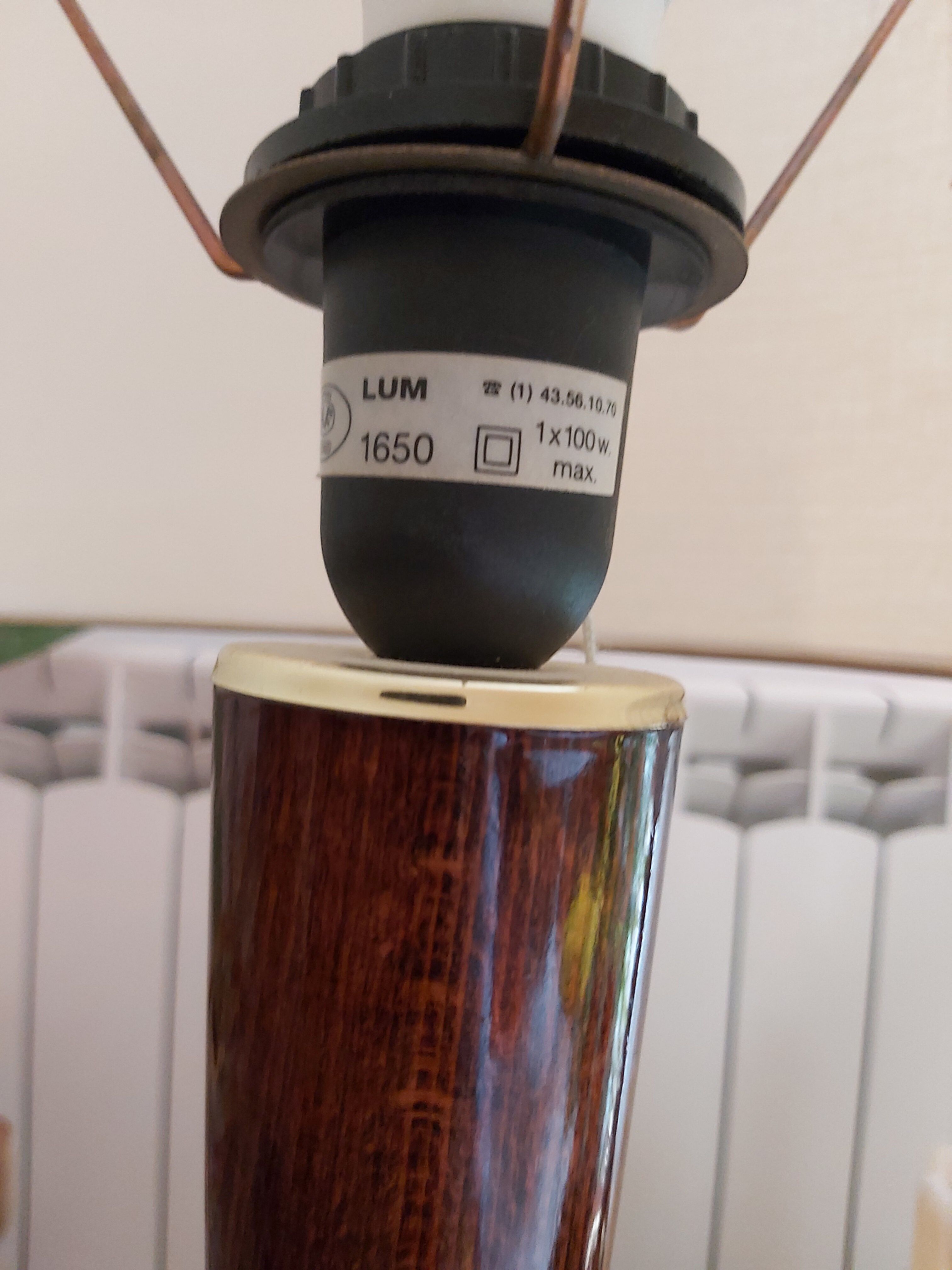 Lum 70s desk lamp